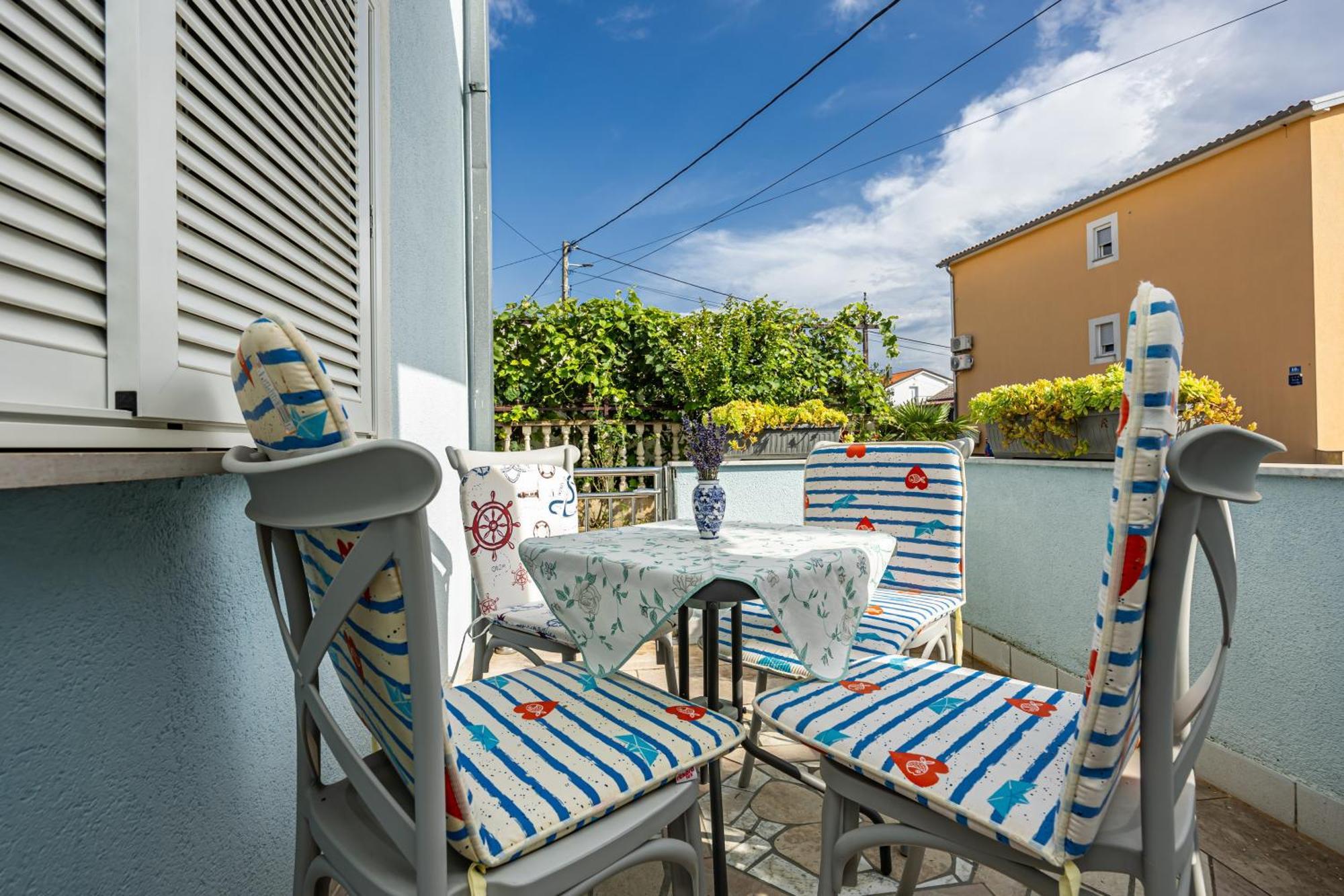 Navy Apartments Jadranovo Εξωτερικό φωτογραφία