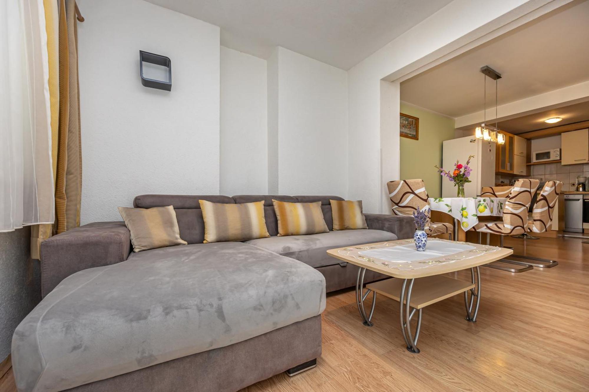 Navy Apartments Jadranovo Εξωτερικό φωτογραφία